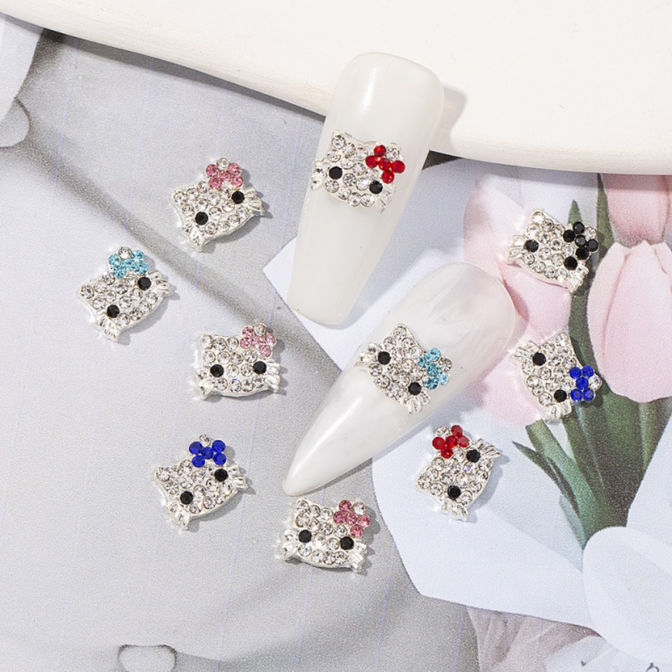 hello kitty dırnaq yaraşıqları
